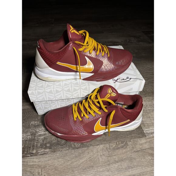 Nike Zoom Kobe V - 5 “USC” - 386429-602 SIZE 12 Red main image 4